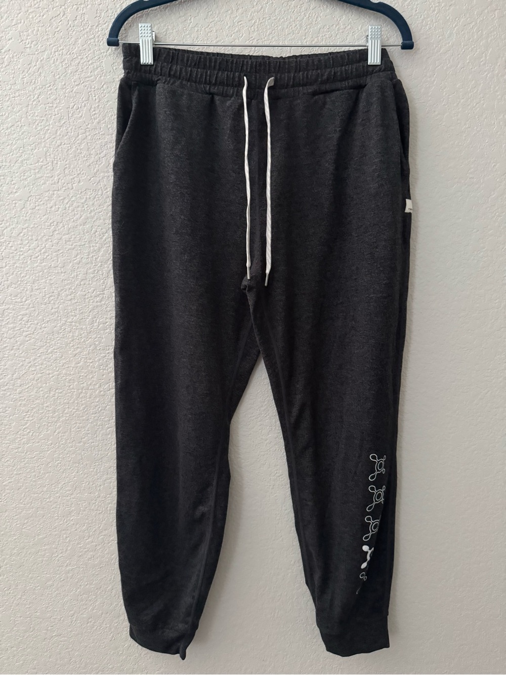 Vuori x Orangetheory Fitness Performance Joggers